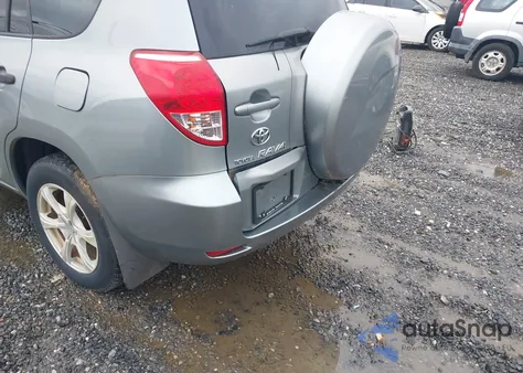 2006 Toyota Rav4 z USA, uszkodzony, nr VIN JTMBD35V665035270